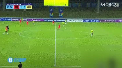 匪夷所思，U17国足小将竟把澳大利亚队主力活活跑抽筋，对手多人倒地！ ...