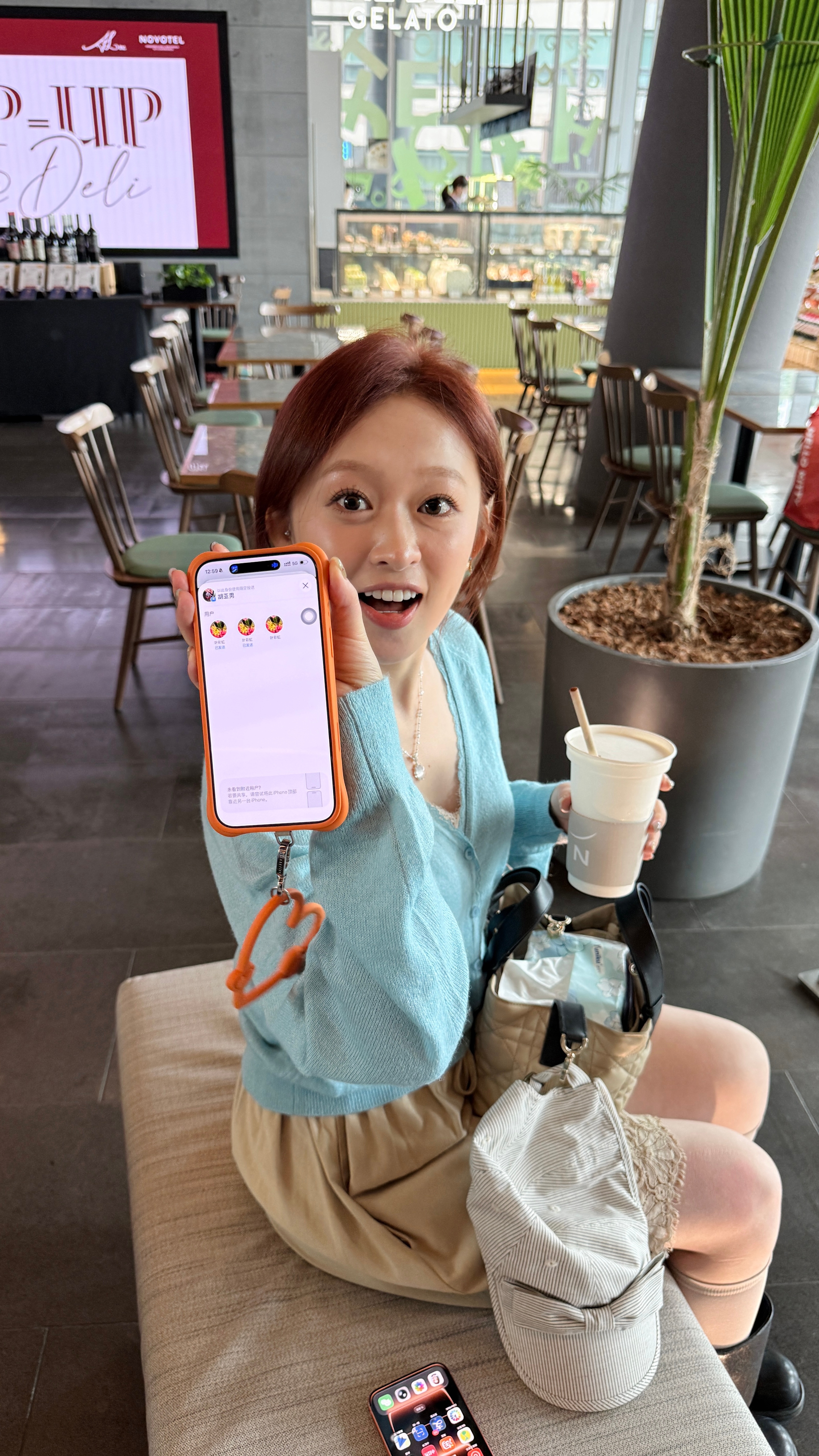 OK依旧一个光圈儿在上一个在下定轴美瞳👋🏻我很严肃地和您告别 ​​​