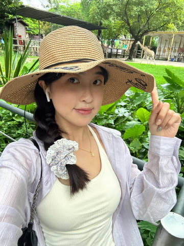 我评广州动物园是世界上最适合溜达的地方<br />很难找到第二个又能溜...