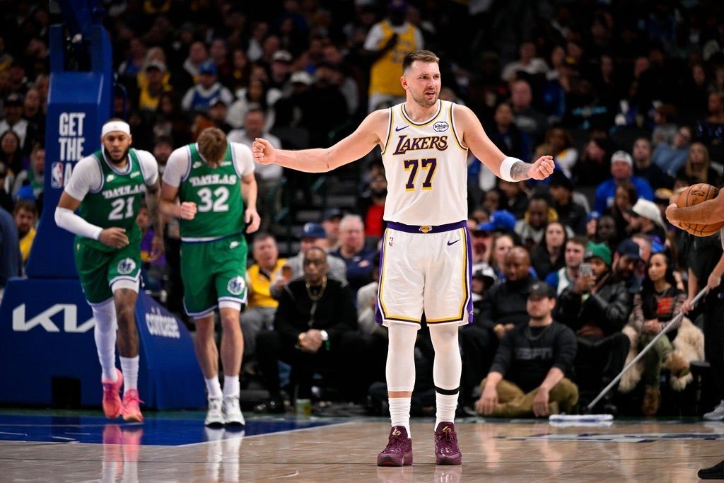 你永远可以相信NBA排的赛程！2026-27赛季，湖人唯一一次客场对阵...