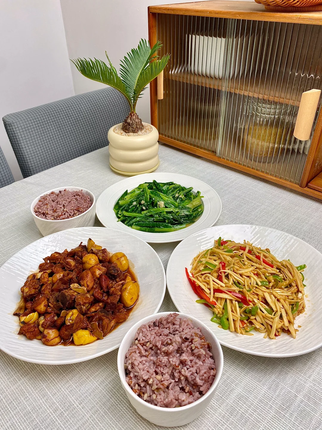 板栗烧鸡｜每日家常菜教程分享