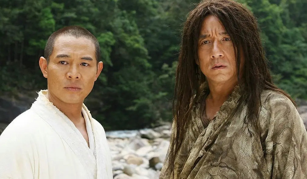 华语影坛十大演员排名：成龙、李连杰、梁朝伟、巩俐，张曼玉、葛优、李雪健、周星驰、周润发、章子怡。 ​