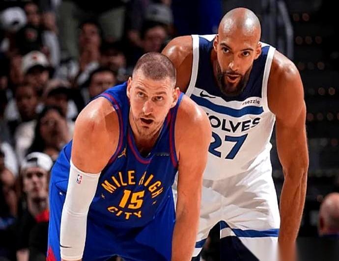 约基奇最近三场，算是结结实实撞上了一堵墙，一堵叫戈贝尔的墙。 夸张到什...