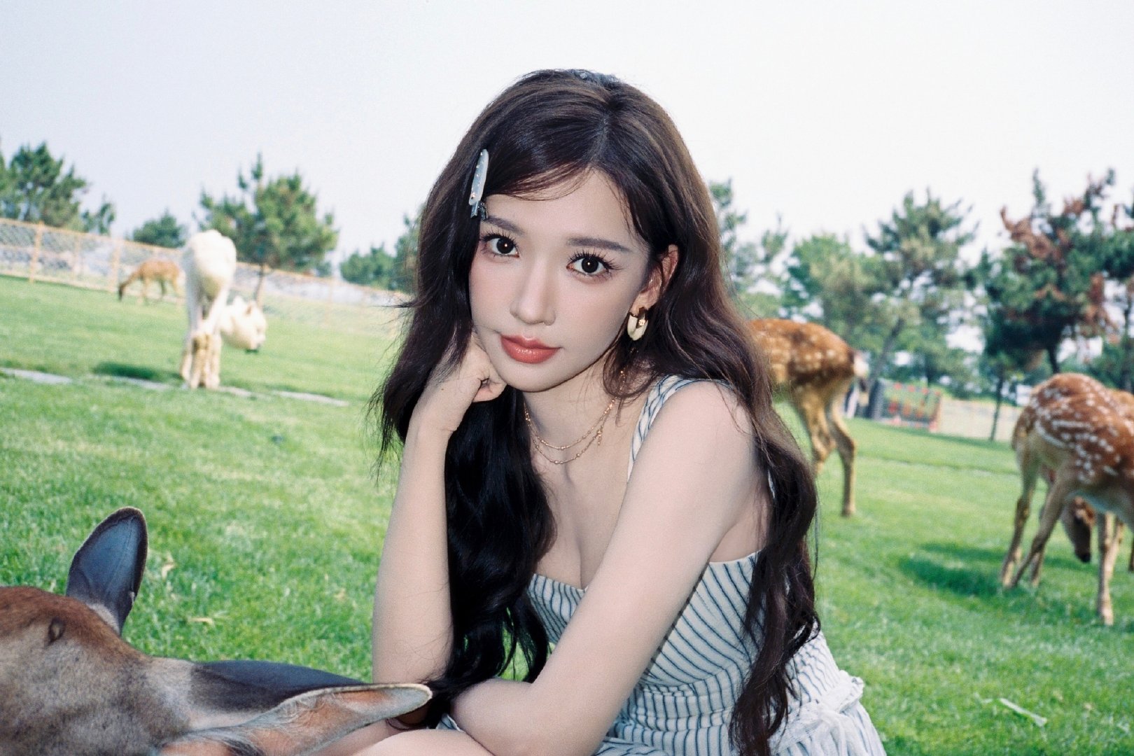 #程潇[超话]# cx#程潇花寂寥# cx#程潇进行曲# 

再过不久的话，冬天难捱的思念会落满山，春天扫开雪和喜欢的人一起看。

​