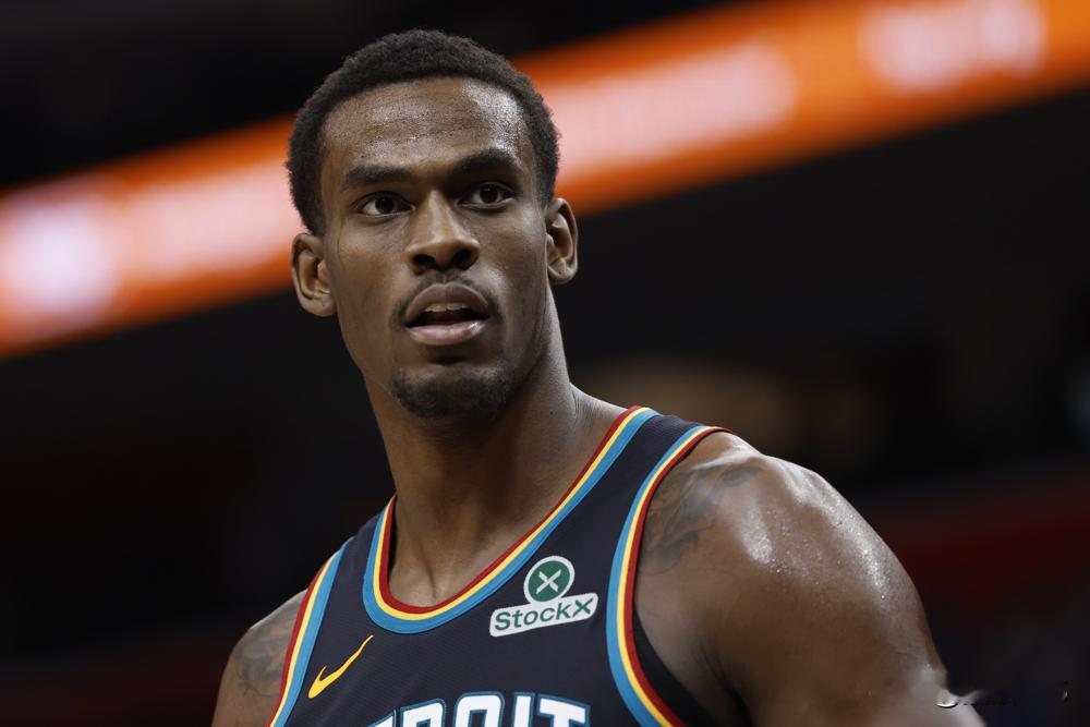 3场季后赛，直接把1个亿美金打没了？活塞队这位全明星中锋，把管理层的计...