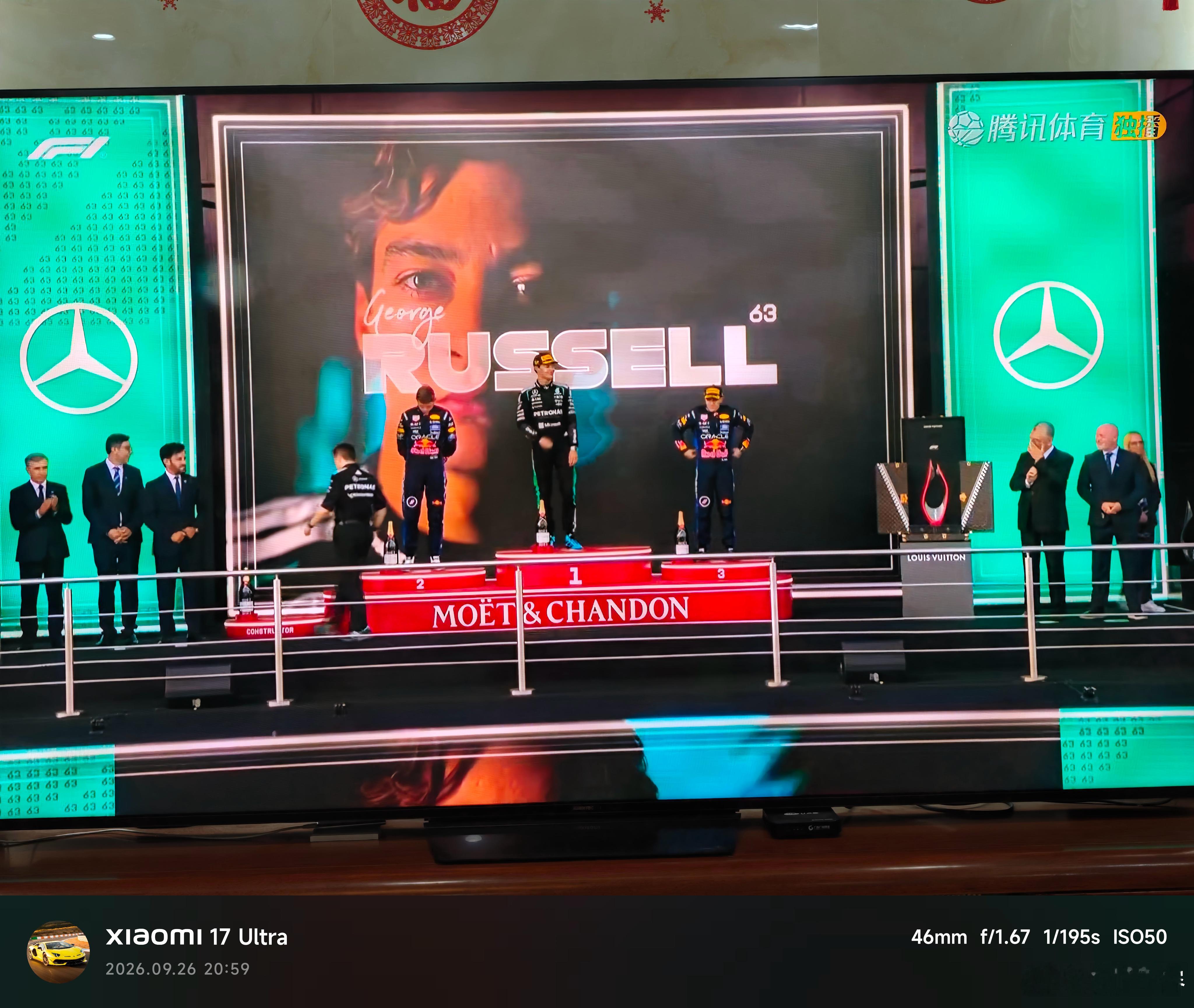 #2026F1阿塞拜疆大奖赛##F1#
拉塞尔在阿塞拜疆大奖赛实现 Pole to Win
拿到本赛季第 3 个分冠、职业生涯第 8 个分冠

也恭喜大红牛本赛季首次双车登台
勒克莱尔 P4，汉密尔顿 P6，法拉利这站还是没登台

梅赛德斯动力单元的统治力还是太强了…[泪]  ​