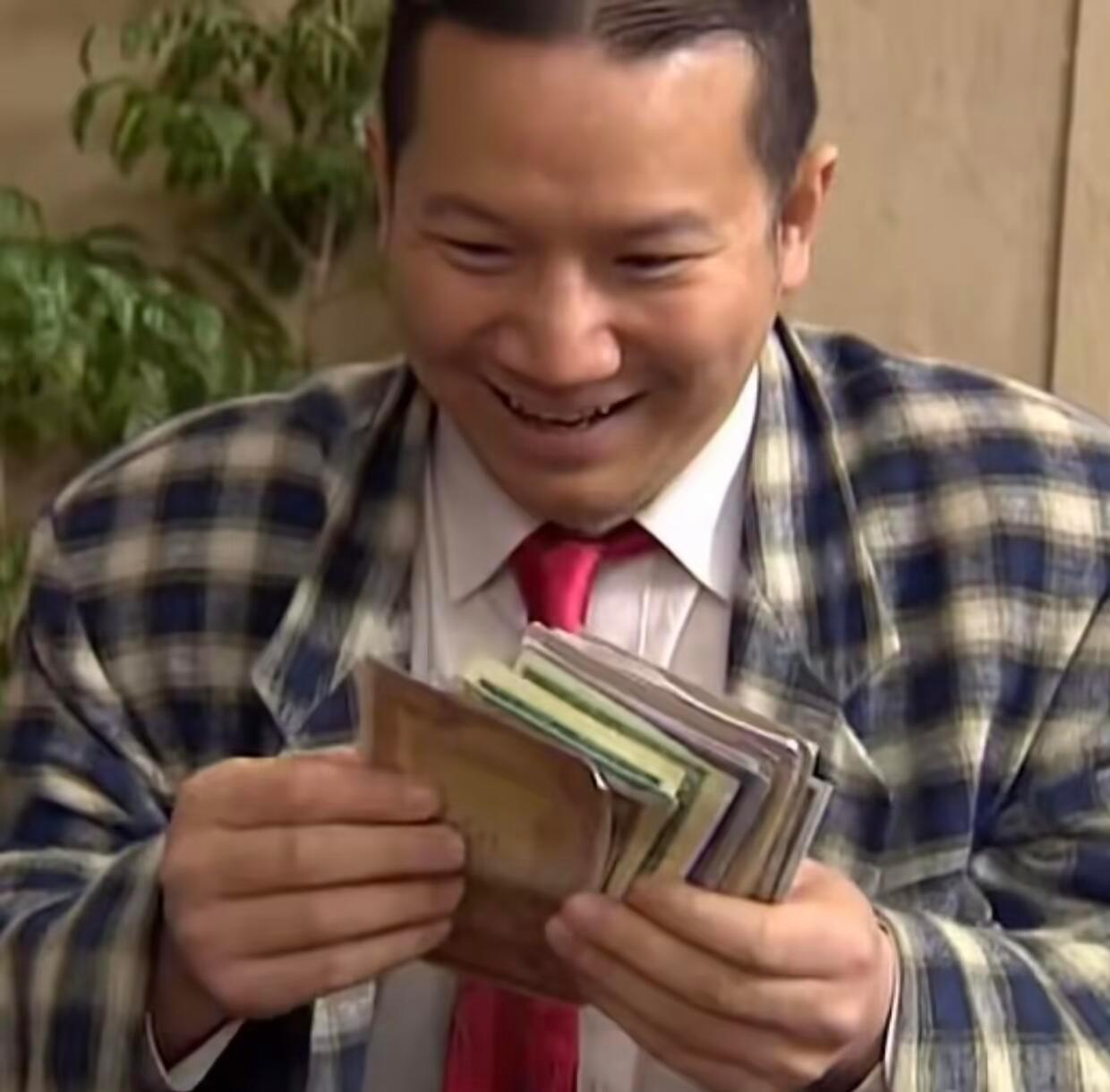 好喜欢这些贪婪头像
#金秋壁纸大放送# ​