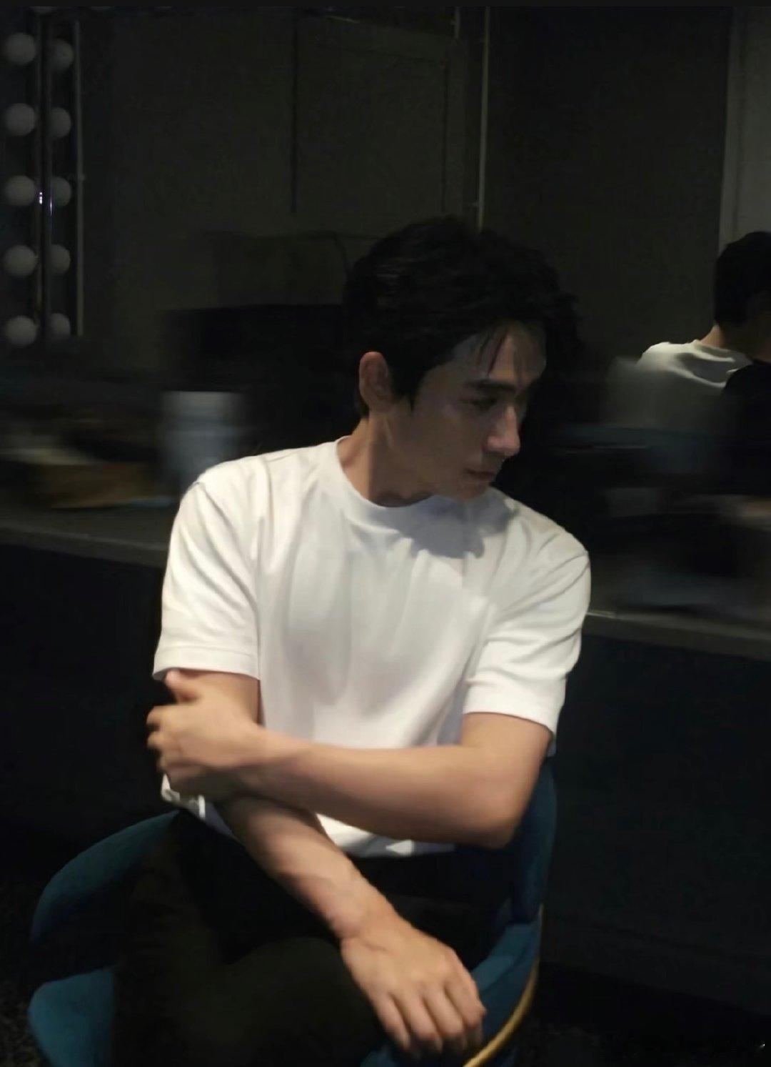 #朱一龙[超话]#  熟男 ​
