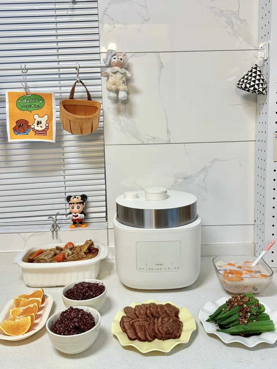 后悔没早点买介个一锅顶N锅的变压电饭煲‼️