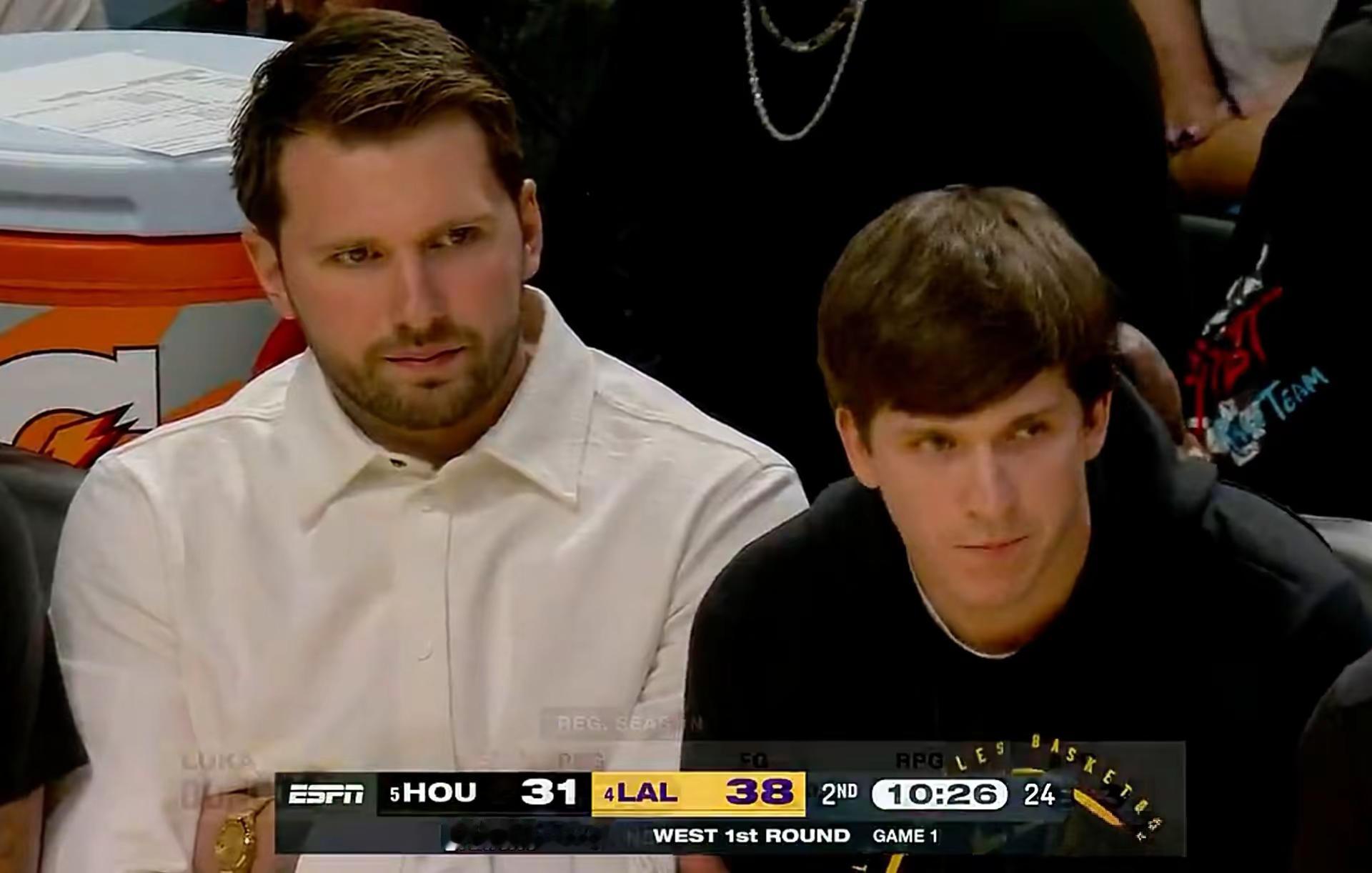 拿下拿下，轻取火箭