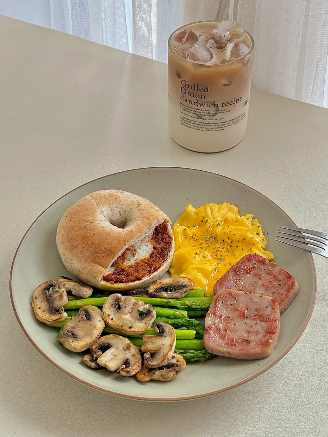 ☀️全麦辣松芝士贝果早餐盘｜工作日的一盘端