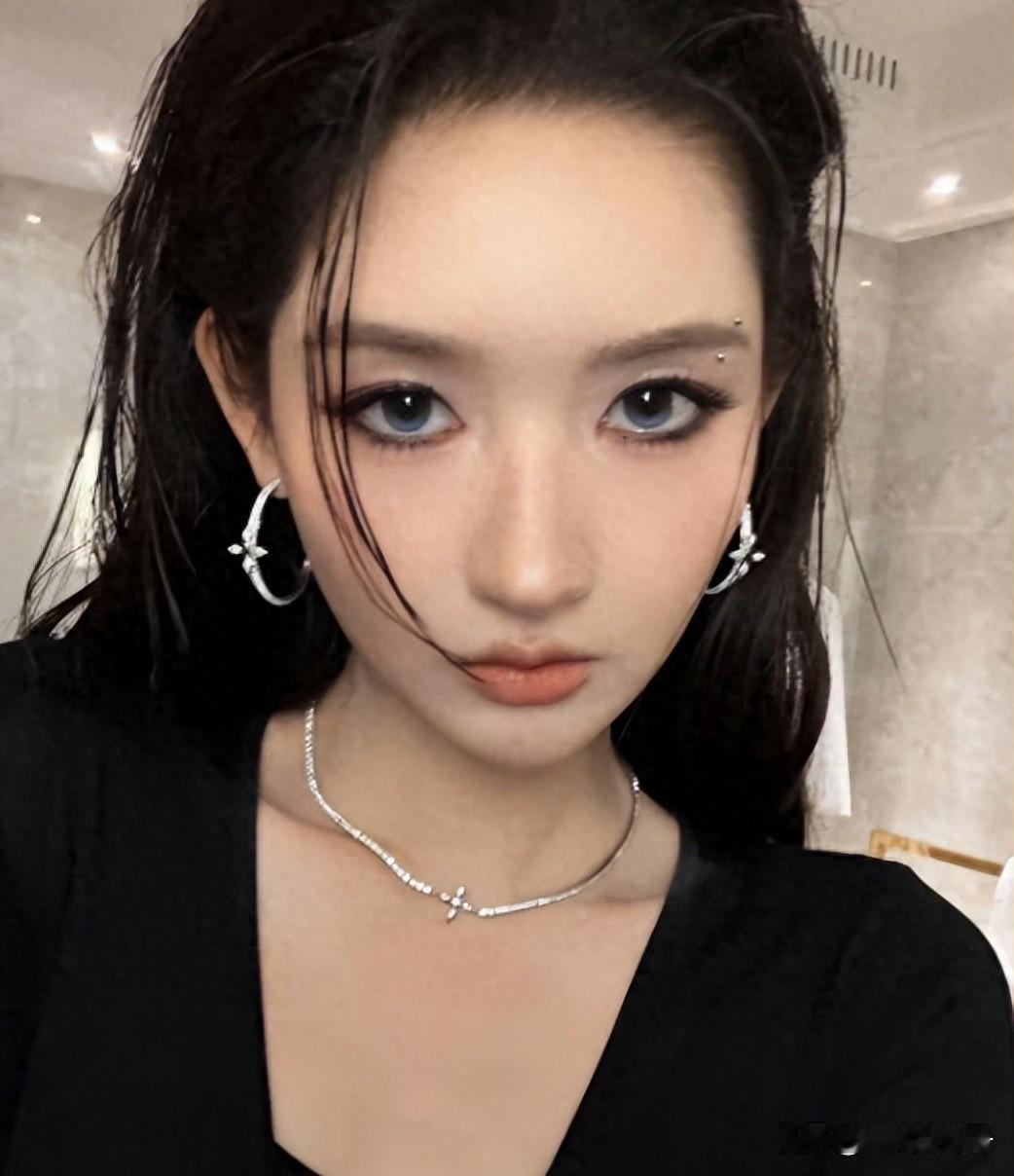 王玉雯被曝隐婚才过2小时，更多猛料接连被扒出，终究为自己年少轻狂买了单 ​