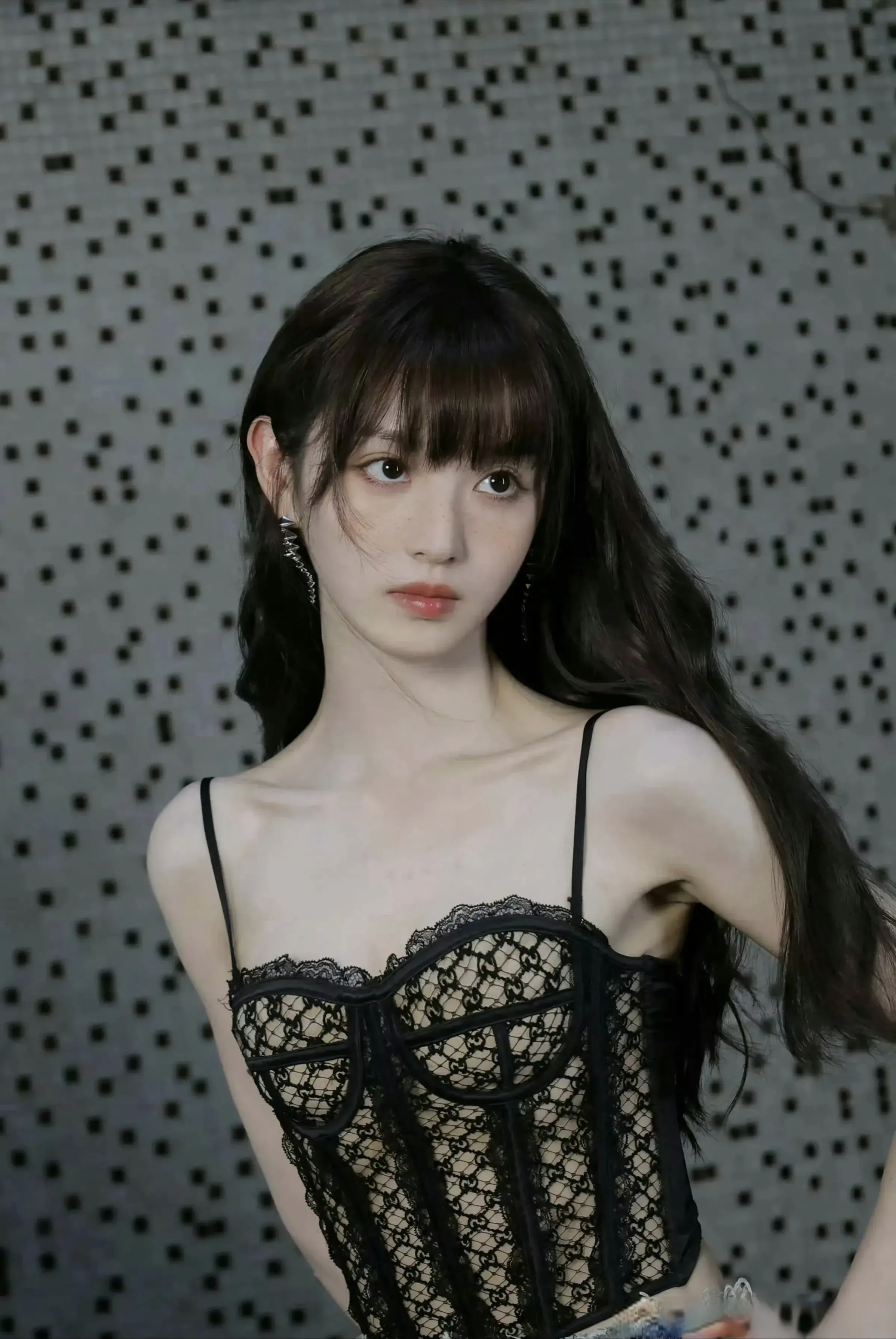 萝莉美女田曦薇大胆的黑色蕾丝透视内衣！清纯！