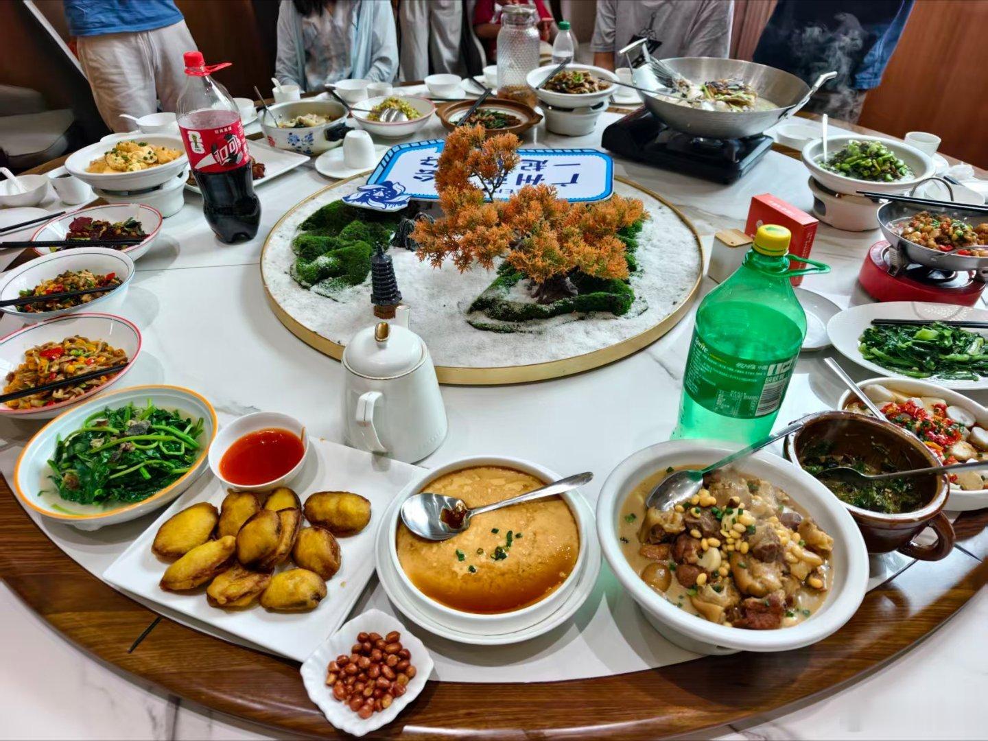 周末漫游｜和深蓝S07，赴一场城市近郊的松弛徒步5月的一个周末逃离城市...