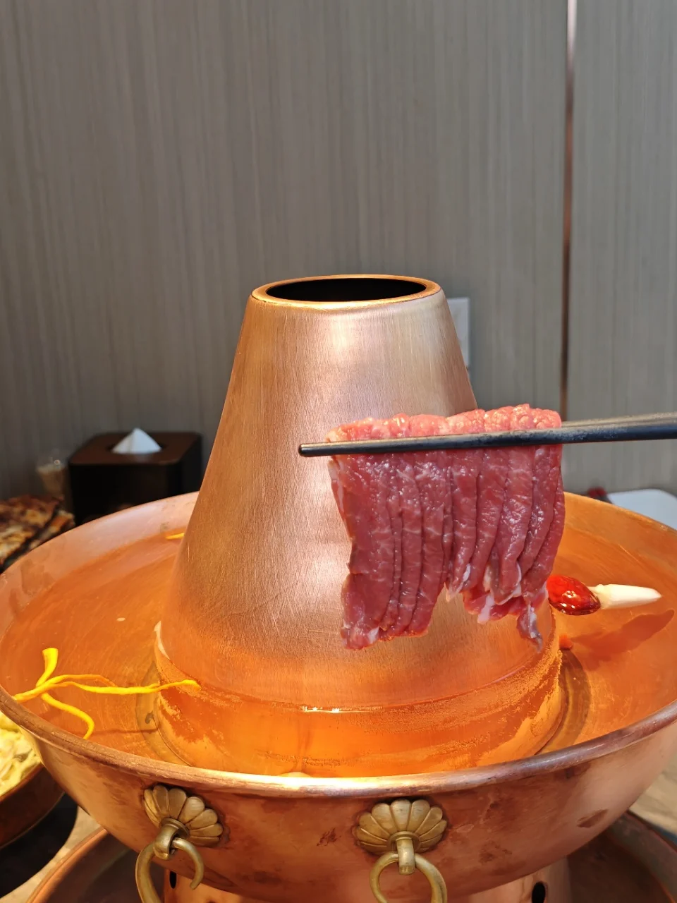 逛完景区直接冲这家老北京铜锅涮肉