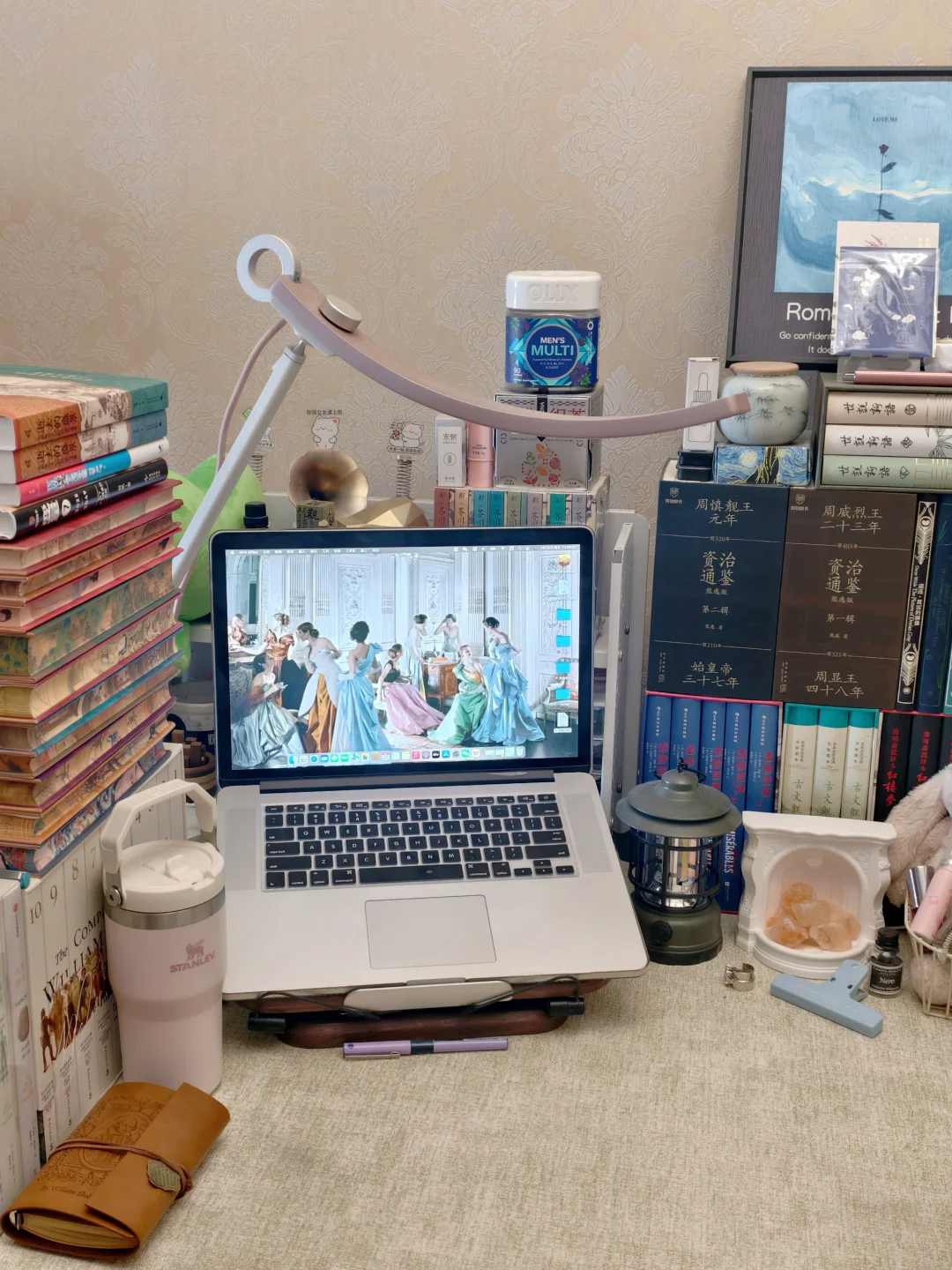 关于我在拼多多网购了一个治愈系书桌