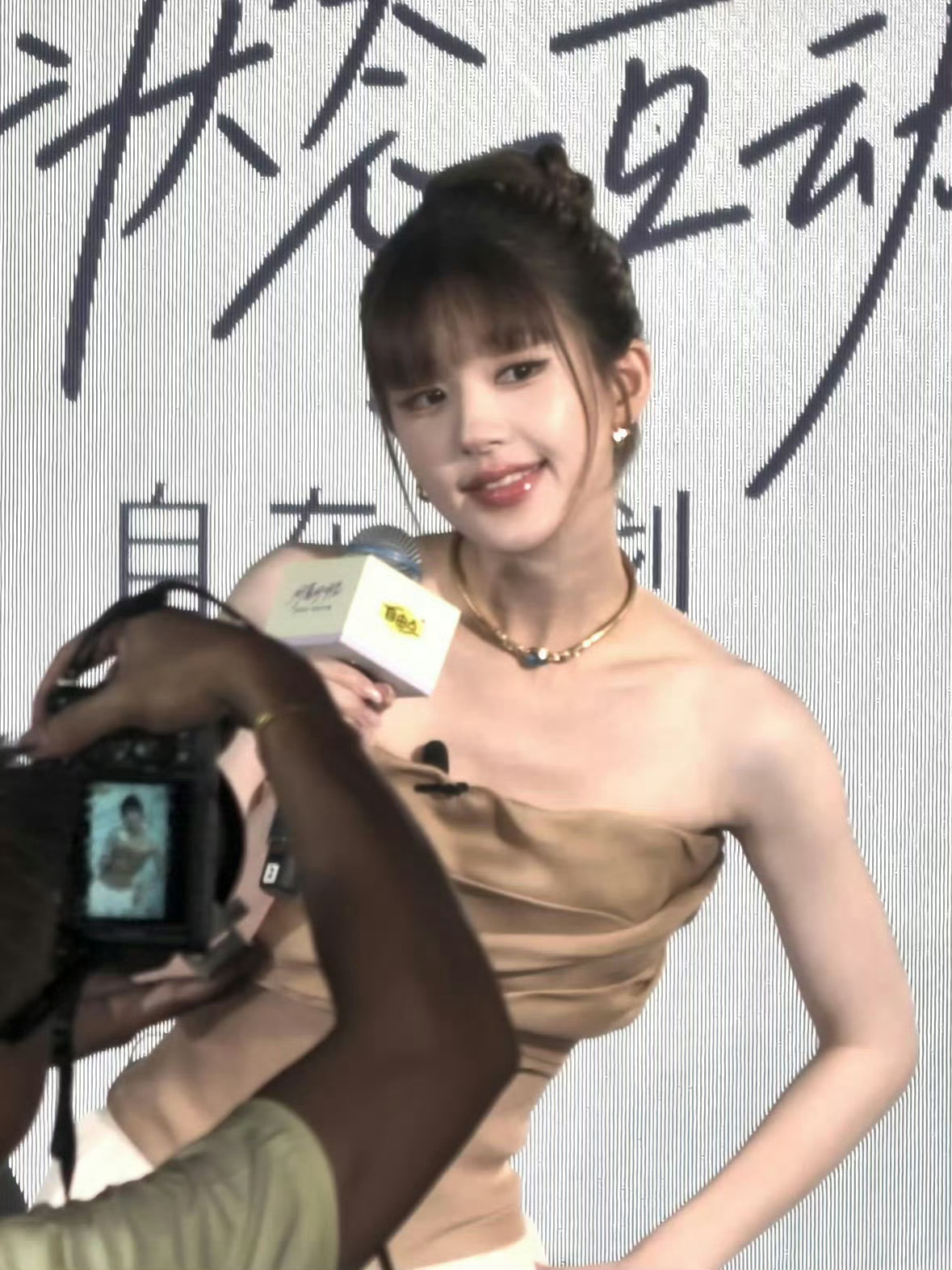 我真的要被这个露美疯了 完全古早小言女主