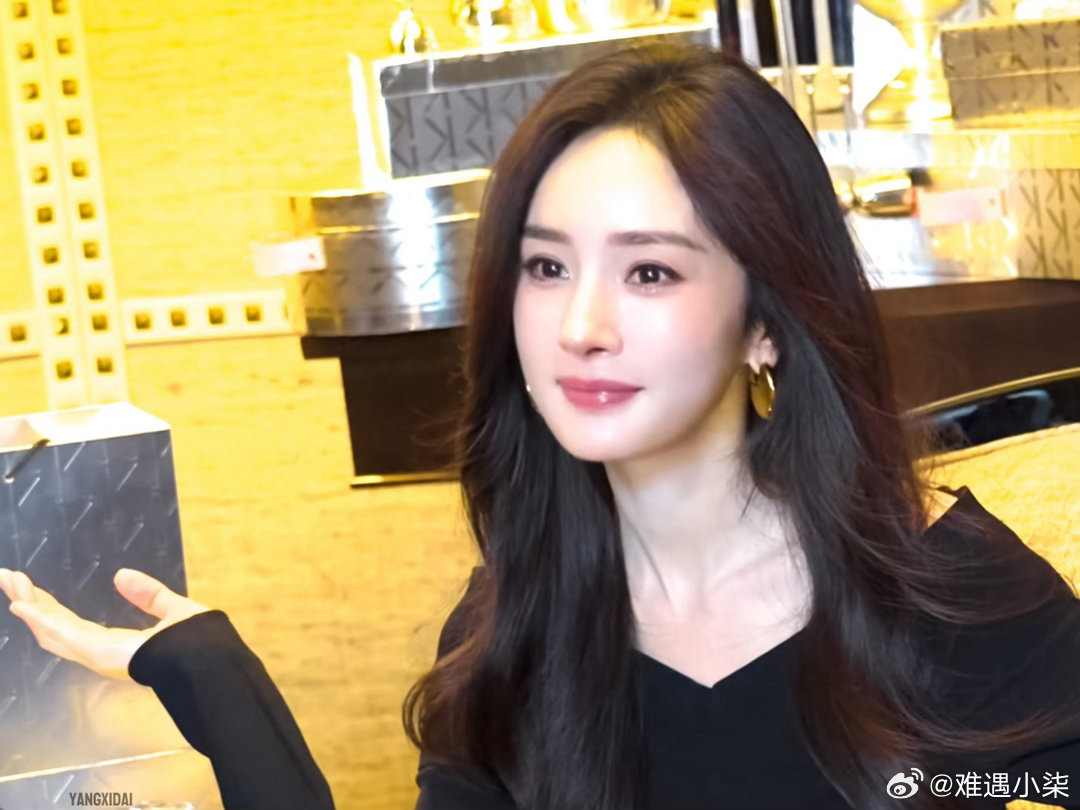 #杨幂[超话]#  晚上好 ​