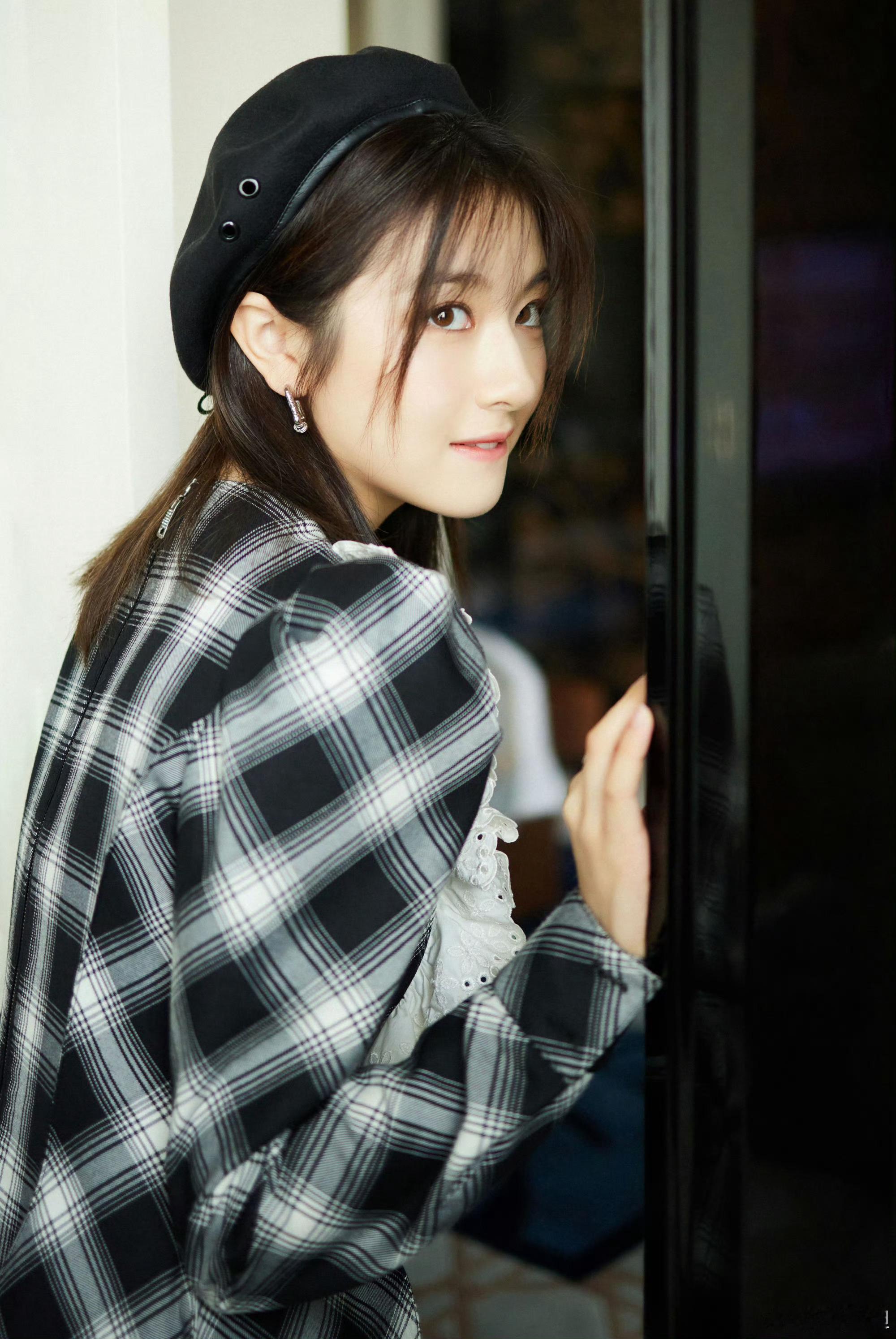#李兰迪[超话]#  那年今日0910
120910
130910
150910
160910
180910
210910
220910 ​