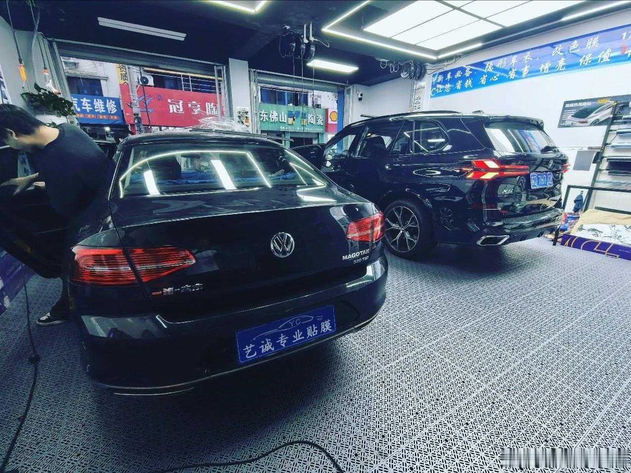蔚来es8全车高隔热太阳膜加360航空软包
宝马x5全车高隔热太阳膜
电摩定制彩绘
大众迈腾全车高隔热太阳膜
别克英朗全车高隔热太阳膜
零跑D19局部补车衣
满满的一天都是车子。 ​