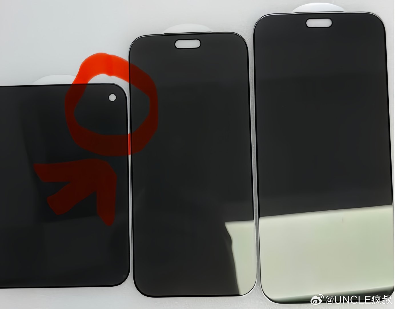 一周后苹果的第一台挖孔 iPhone…[思考] ​