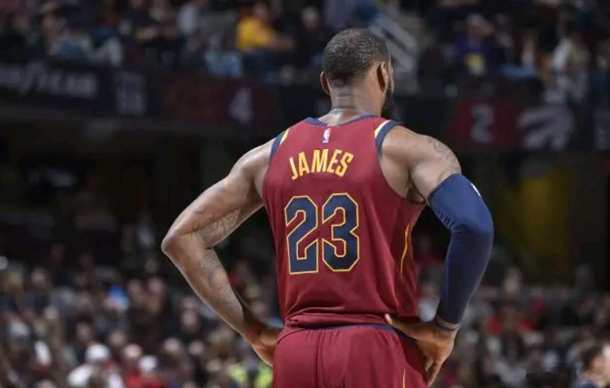 ESPN：越来越多球队认为骑士是詹姆斯下家头号热门  07月04日讯 ...