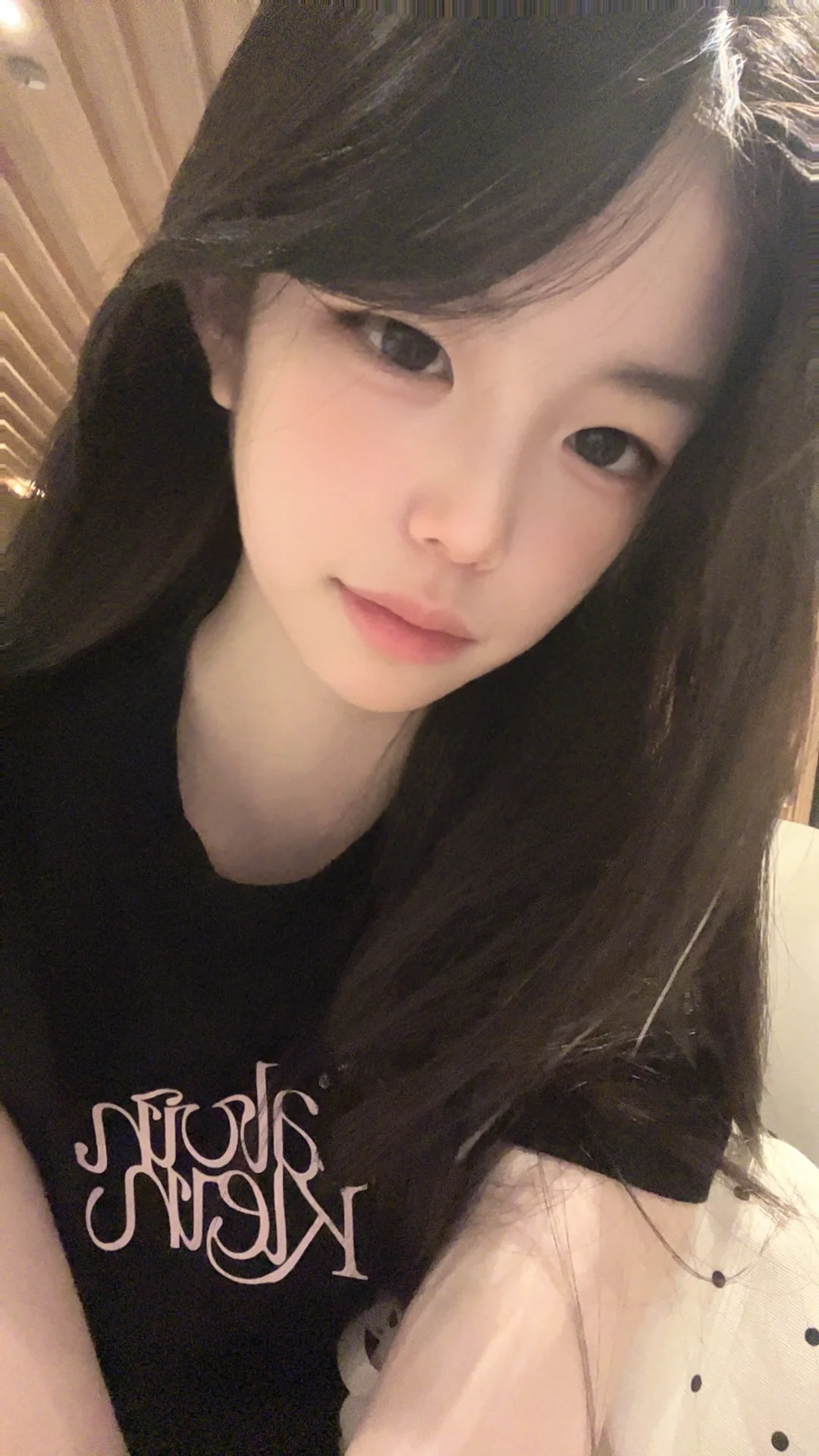 跟妈妈转机🇶🇦多哈机场，美美吃个早餐等下一班飞机啦✈️西班牙🇪🇸见