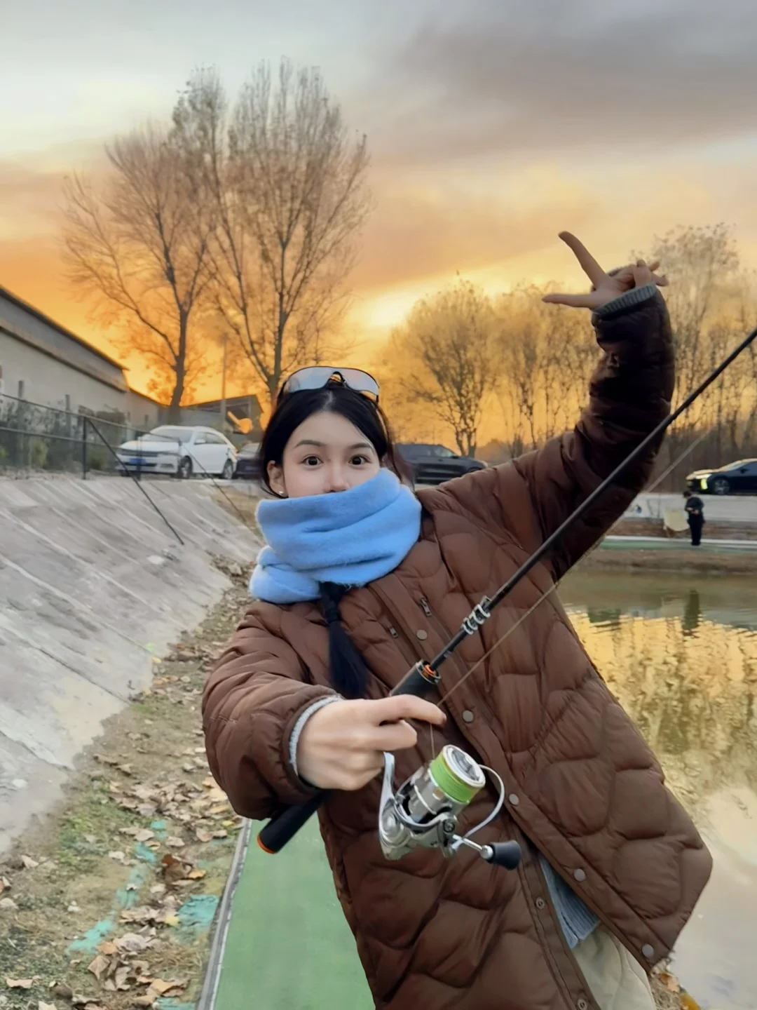 果然没错！绝美夕阳下🌄还是钓鱼佬出片哦📷