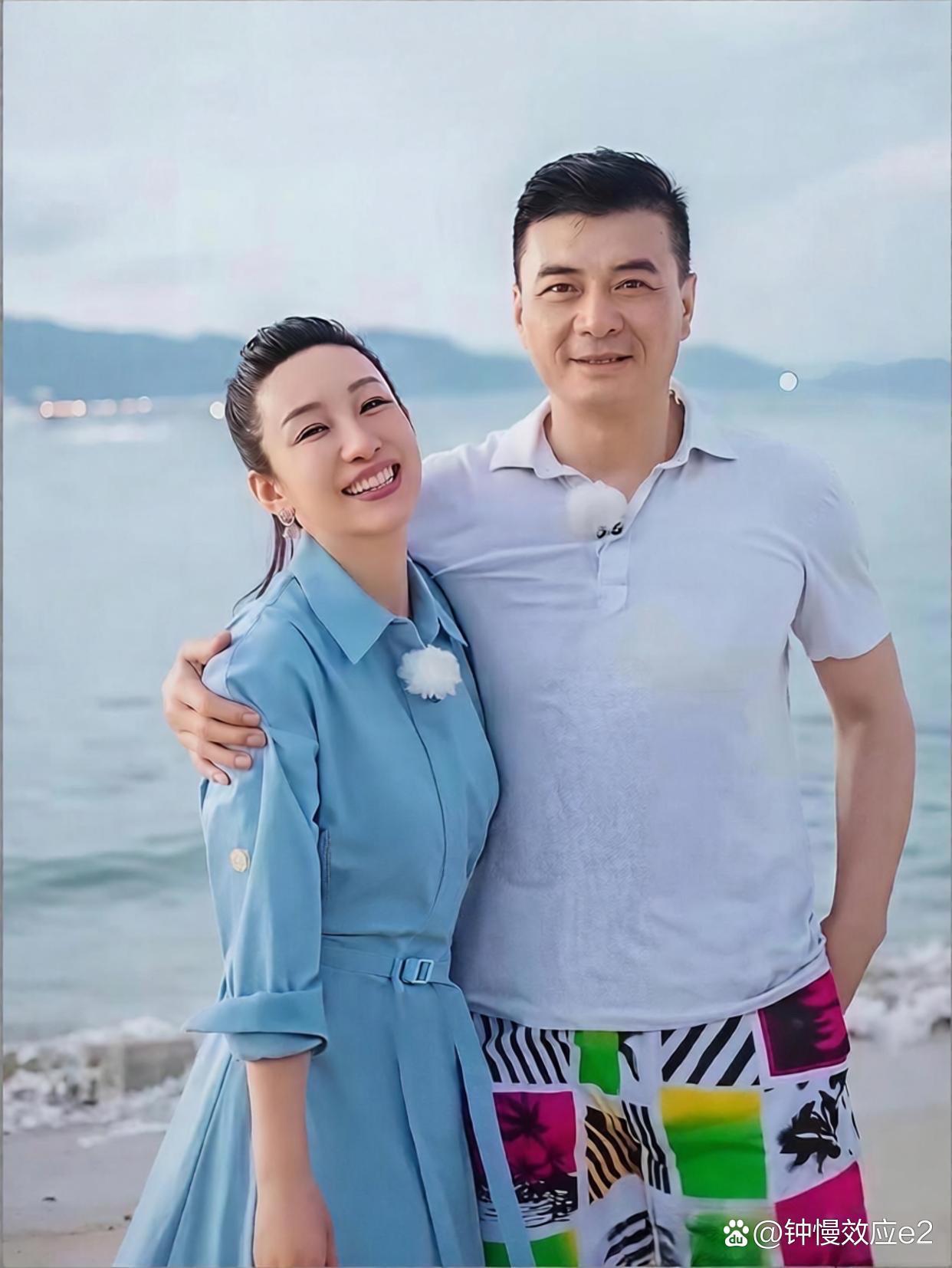 陈建斌当众说秦海璐老公丑，没想到秦海璐直接一句怼回去，全场都安静了。秦海璐眼睛都没眨，说，我老公是丑，但他能在我产后抑郁，胖到160斤，连自己都嫌弃自己的时候，抱着我，告诉我没事，不就胖点儿么，我养得起你，他能跪在地上给我剪一晚上脚指甲。你能吗?不像有些女明星，生完孩子还得赶紧恢复身 ​