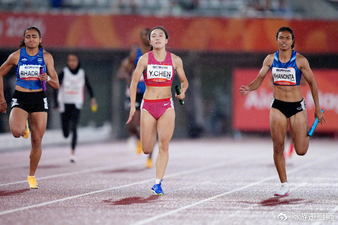 #4x100米混合接力中国队夺金#这孩子怎么就这么强，最后20多米“生吃”了泰国队。[good][good][good] ​