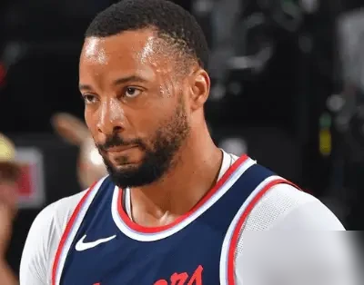 甭光看附加赛热闹。你得学会看门道。 黑八奇迹靠什么？2023年，热火...