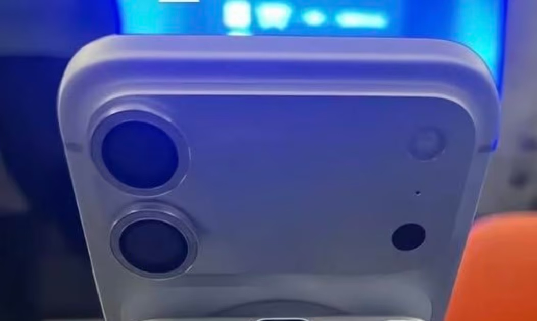 Bu拍的，有一定可信度。Deco和背部沿用上代设计可以节约生产成本，可...