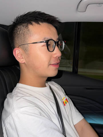 来南沙坐无人驾驶车车