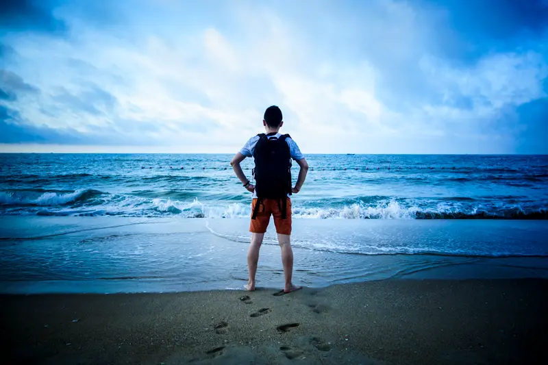 感觉当下的男人都觉醒了，既不再掏钱，也不再画饼，直接摆烂了！从2025...