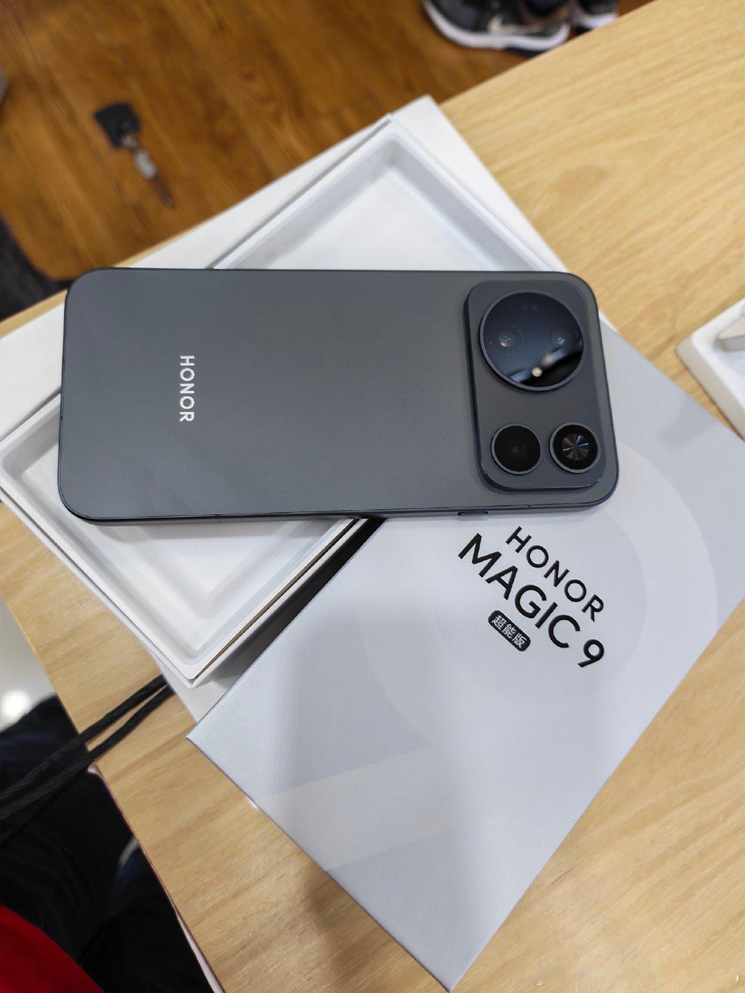 #荣耀RobotPhone  #荣耀Magic9 ​