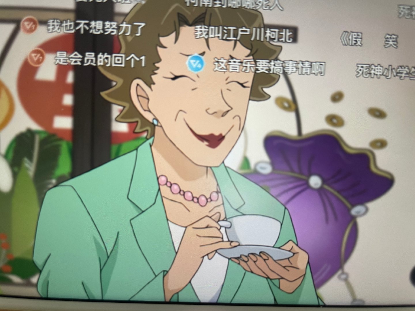 这个真的很像高市早苗呀
#名侦探柯南﻿# ​