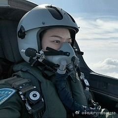 静静的天空——记者对话歼-16女飞行员田静 ​