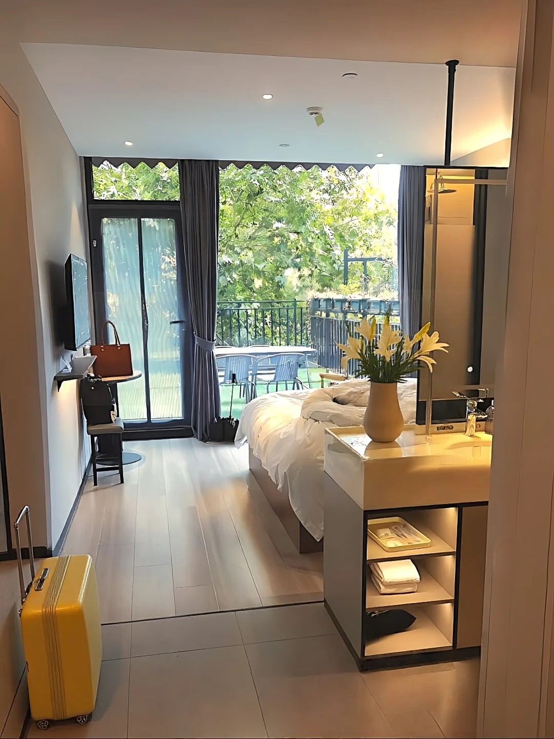 160💰杭州！西湖旁！最浪漫的酒店…