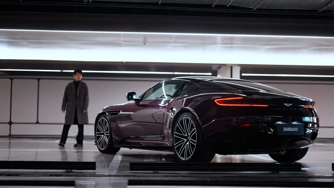 视频截图 中产家庭绕不开的一辆车