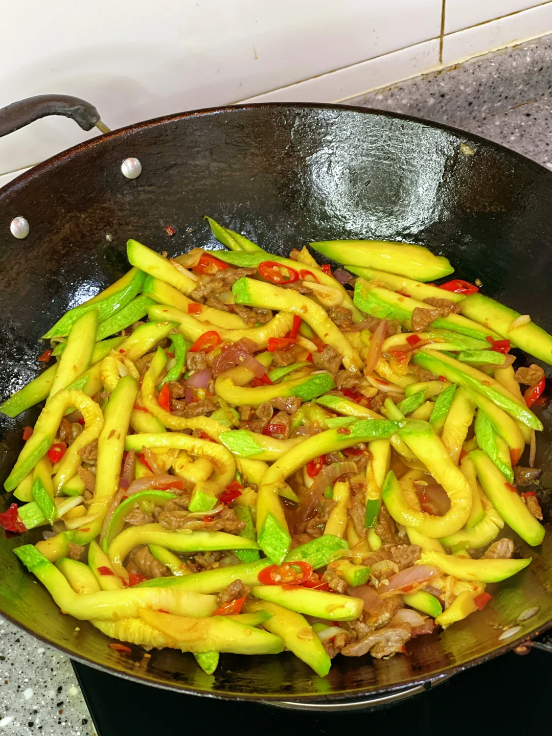 牛肉炒西葫芦/简单好吃超级下饭得家常菜