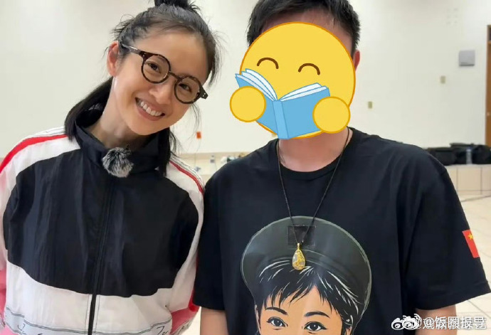 奔赴墨西哥跳水随性自在，不施粉黛依旧颜值在线，清爽自然氛围感拉满。​​​