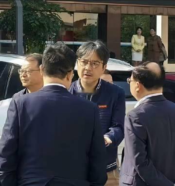汪涵现状，果然世界的尽头是公务员<span class="url-ic...