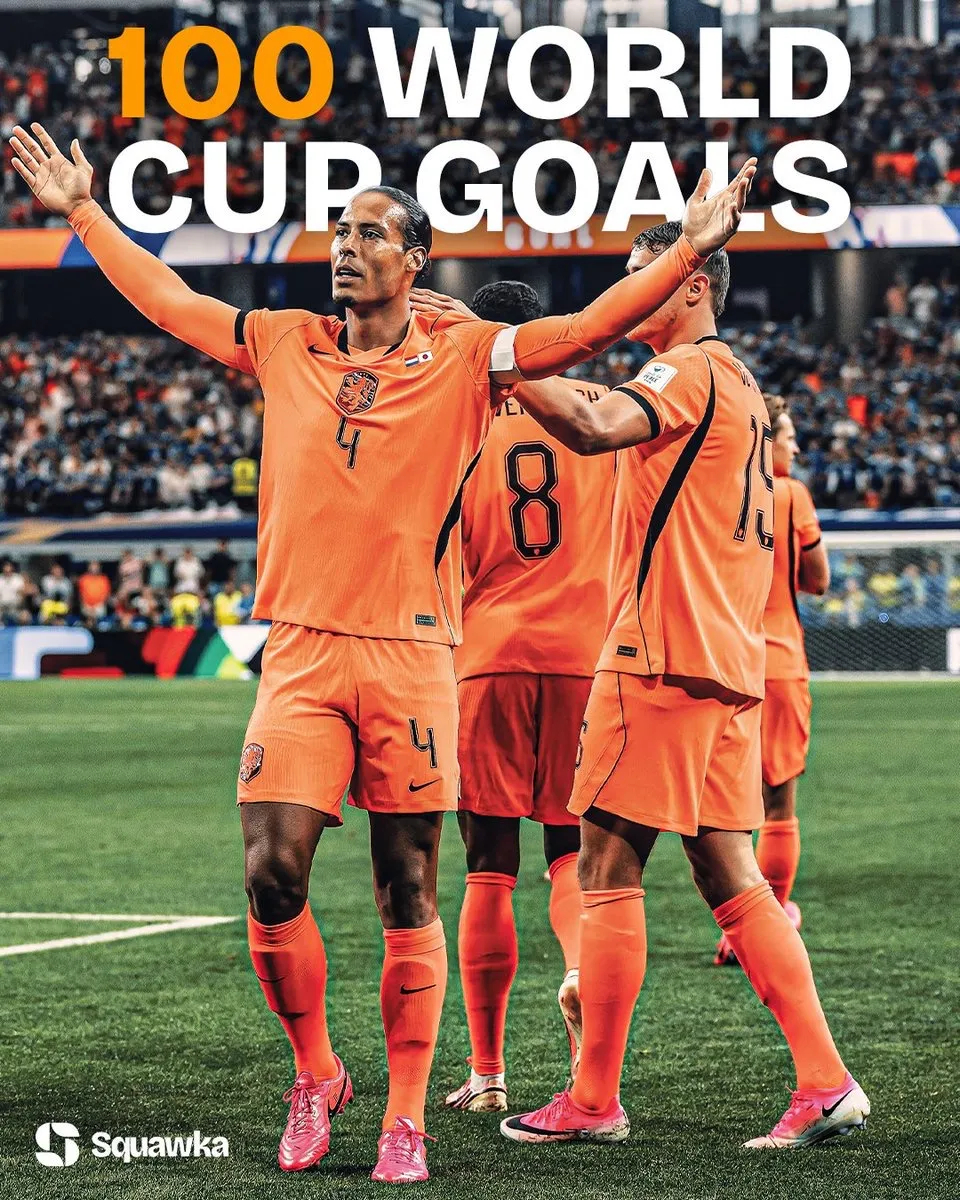 世界杯小组赛第二轮，荷兰半场2-0瑞典，下半场不到十分钟，目前4-0领...