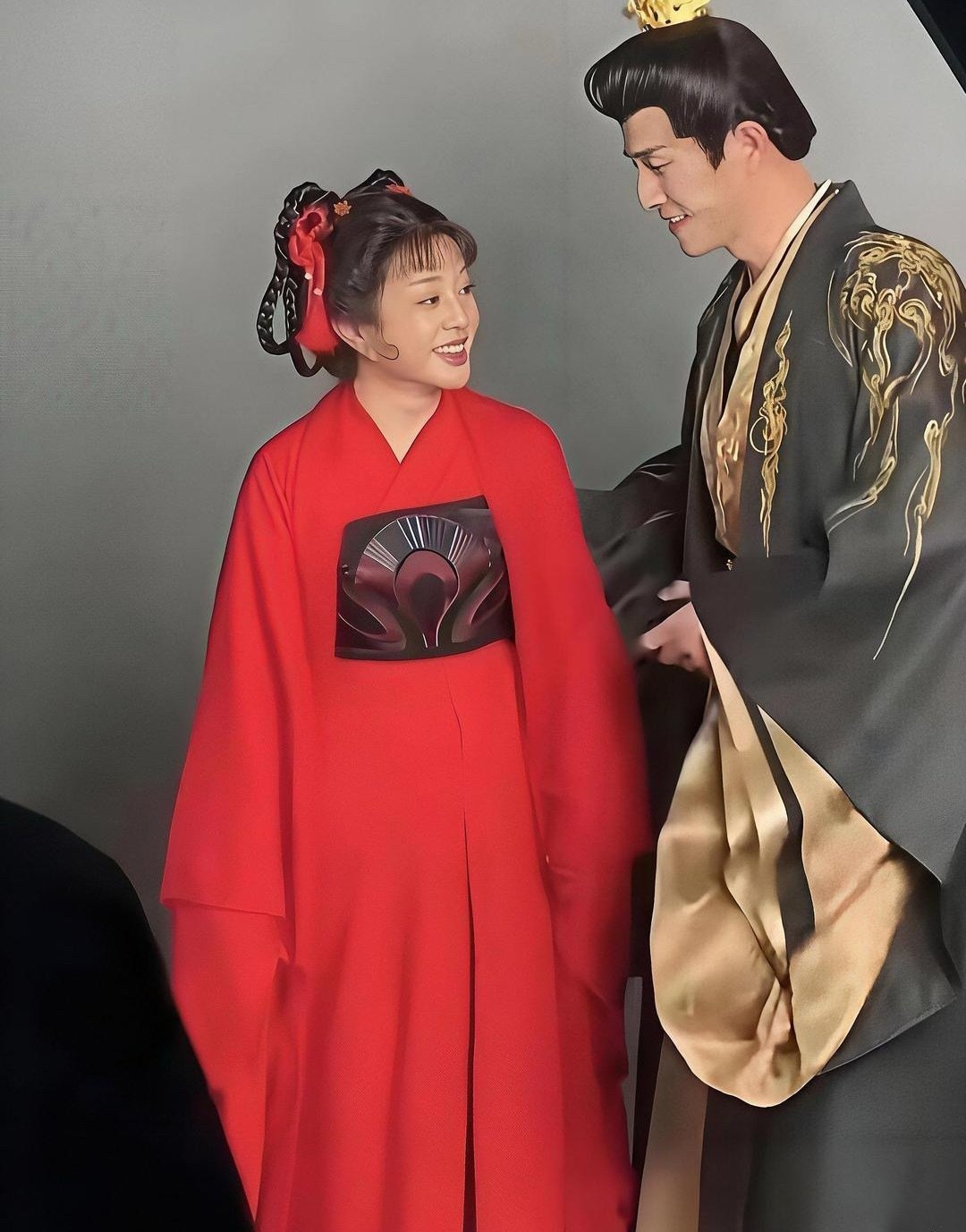 75岁的刘晓庆短剧中饰演18岁少女 ​