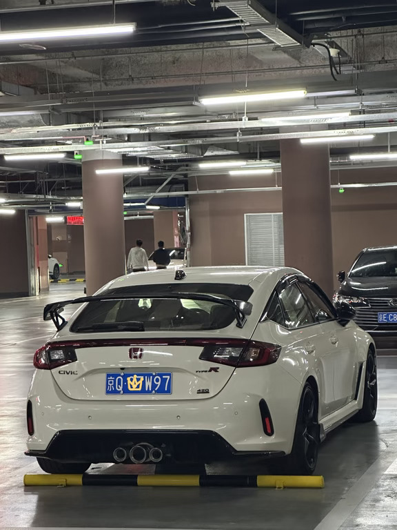wrx or type r怎么选