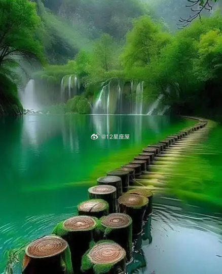 十二星座这个样子💔百分百是变心了白羊：热情骤降，极度冷漠爱你时热烈主动，变心后冷言冷语。不再迁就包容，对你的情绪漠不关心，全程敷衍冷淡。金牛：变得自私，停止付出深爱时大方舍得，变心后极度计较。不再为你花费时间和心思，所有温柔付出全部收回。双子：避重就轻，懒得解释从前无话不谈，变心后闭口不谈心事。刻意疏远回避沟通，用忙碌当借口，慢慢抽离关系。巨蟹：情绪抽离，不再偏爱不再黏人撒娇，不再患得患失。收回所有温柔体贴，对你的委屈和难过视而不见。狮子：不再吃醋，放弃管控爱你时霸道护短占有欲强，变心后彻底佛系。懒得吃醋、懒得维护，彻底把你归还人海。处女：放弃挑剔，彻底无感真爱才会事事操心纠错，变心后不再计较你的缺点。对你的一切漠不关心，彻底放弃磨合。天秤：不再迁就，强势自我从前事事妥协迁就，变心后极度有主见。不再权衡你的情绪，凡事只考虑自己感受。天蝎：封闭内心，刻意疏离不再分享行踪和心事，屏蔽所有情绪。防备感拉满，眼神毫无爱意，只剩冷漠与距离感。射手：敷衍拖延，拒绝约束不再主动报备分享，频繁失...