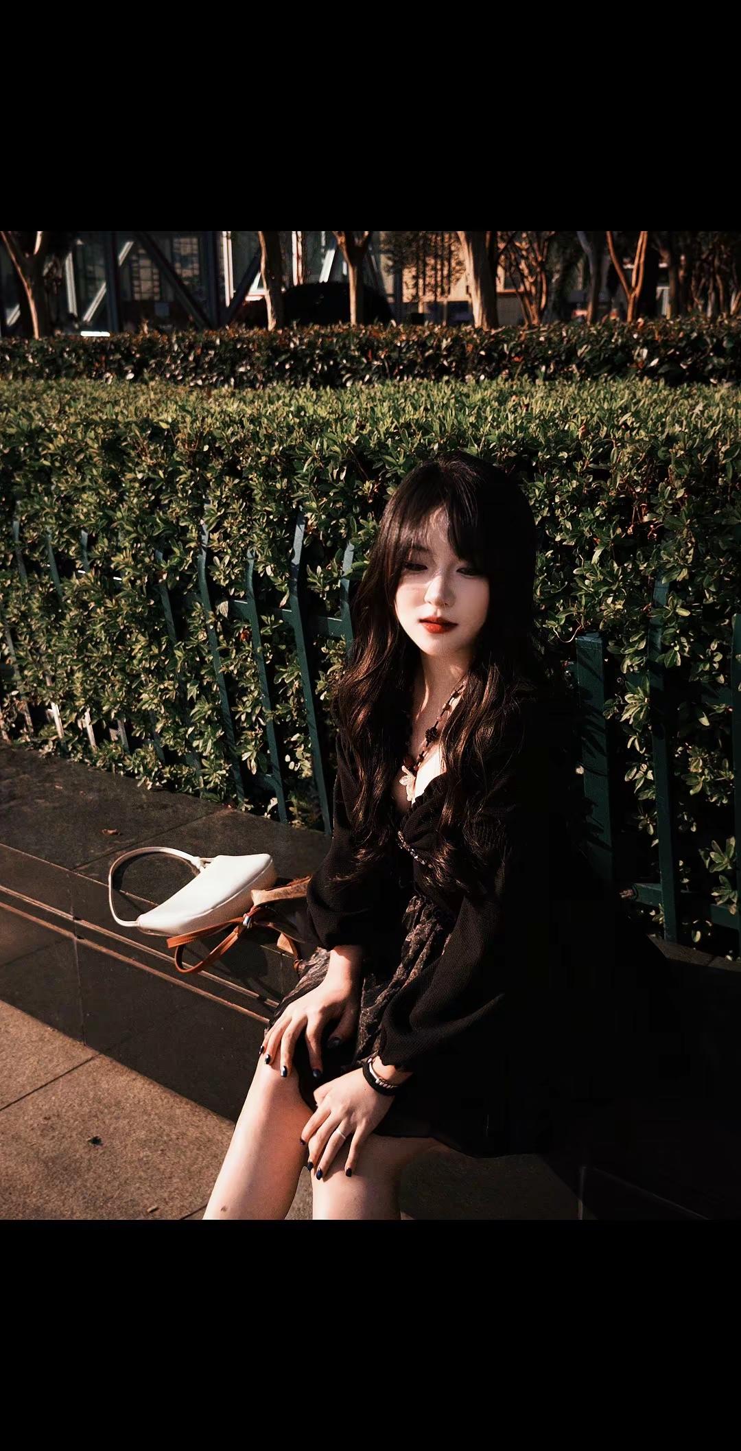 <p>学姐 <!--{img:0}--></p><img src="h...