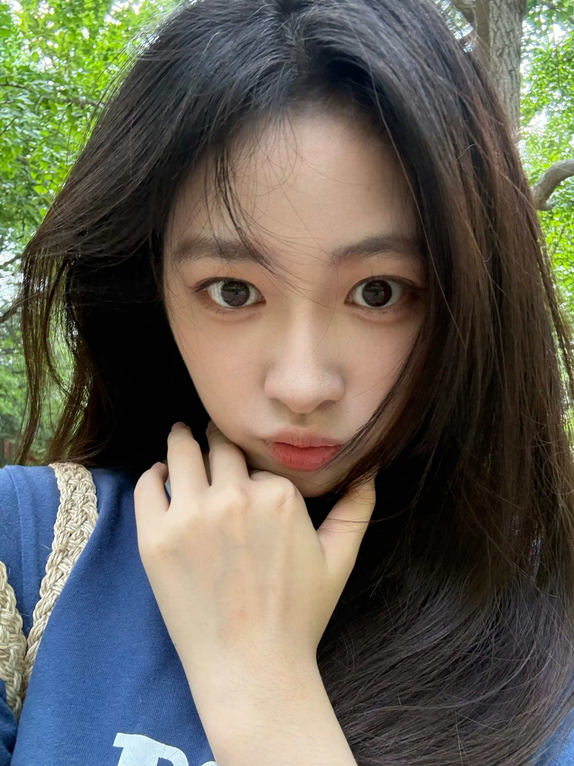 #网图原图分享[超话]# 
杨肸子 沈佳钰
沈小婷 祝绪丹
姜之南 孔雪儿
喻钟黎
适合修图调色🎨
·原图禁一切·
抱图留评 未修复 ​ ​