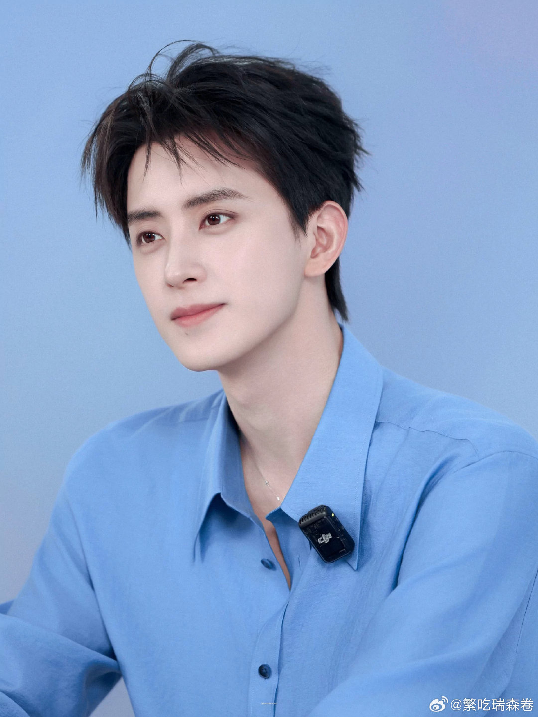 #敖瑞鹏[超话]# arp#宝藏男孩敖瑞鹏# 

这里一小时相当于地球七年，很好，那我们就在这里等回本

​