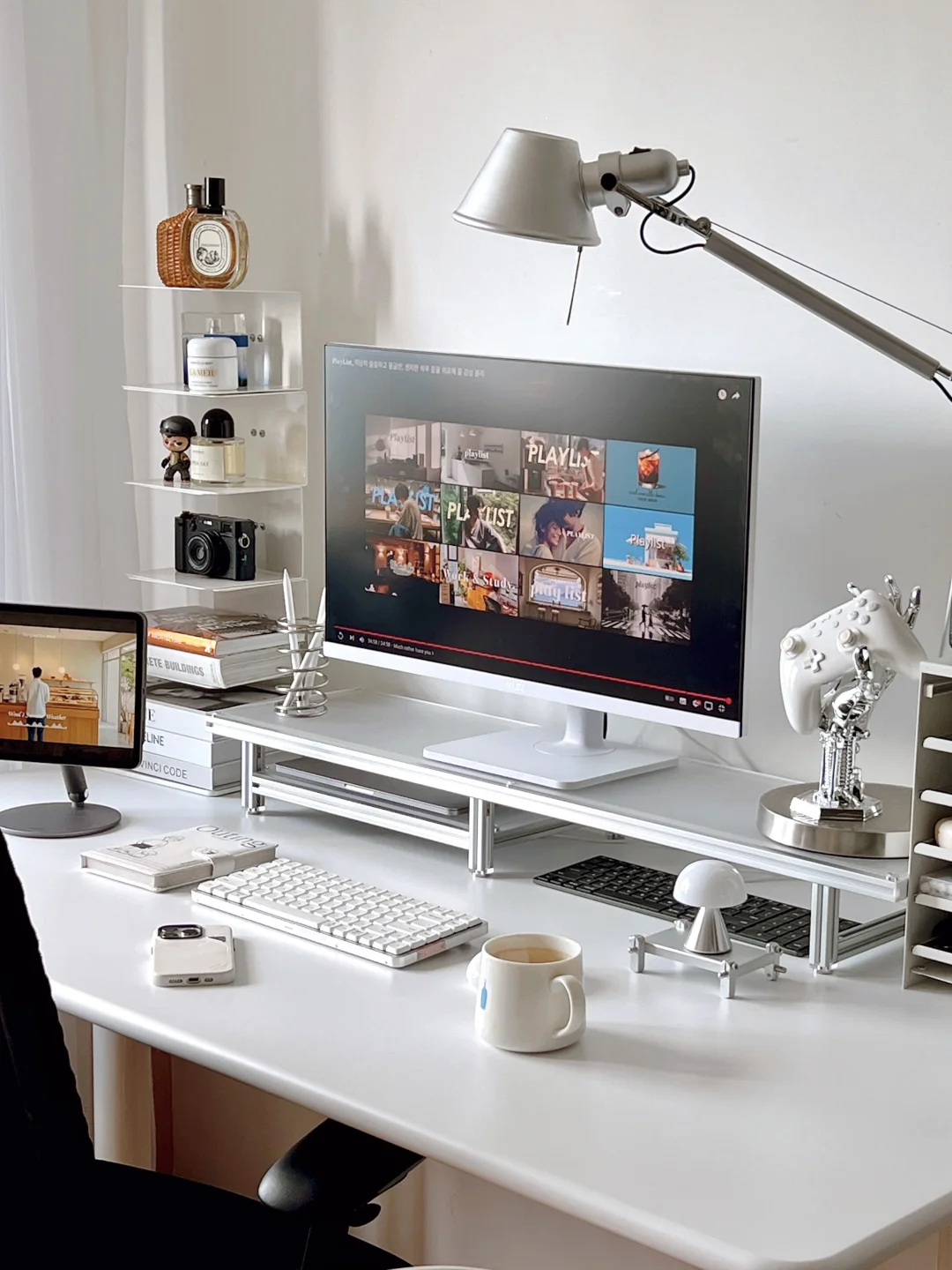 下午17点钟的书桌有点治愈~！